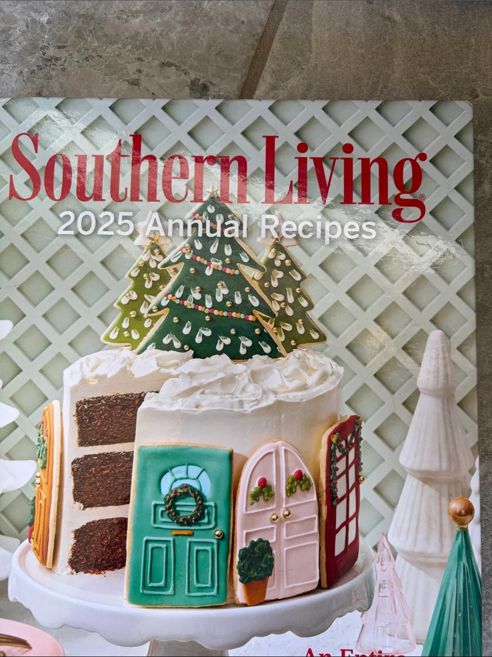 Southern Living 2025 Annual Recipes - Cream, Green, Red Cover